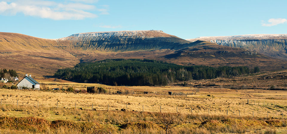Half of Three self catering accommodation offers stunning mountain views of the Isle of Skye
