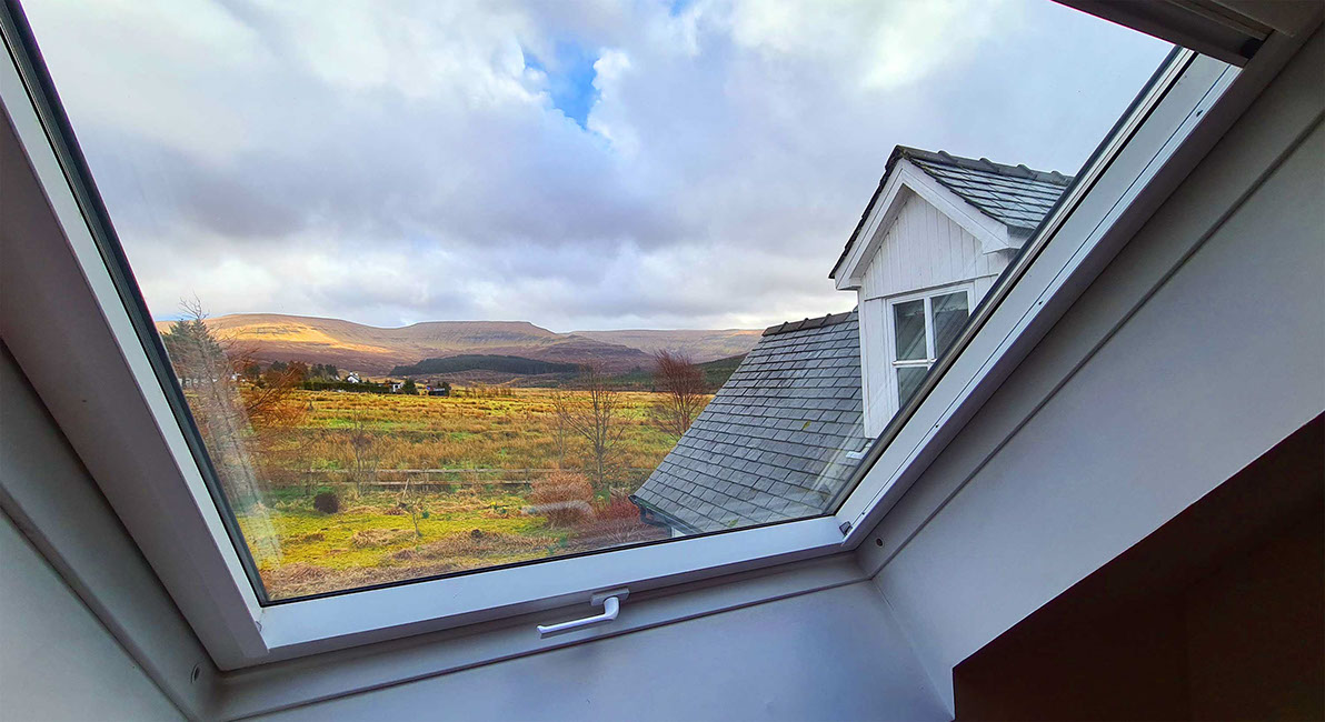 Half of Three self catering accommodation in Glenhinnisdal offers mountain views of the Isle of Skye